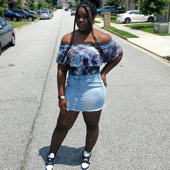 Meet your Posher, Shiyon - Picture 1 of 1